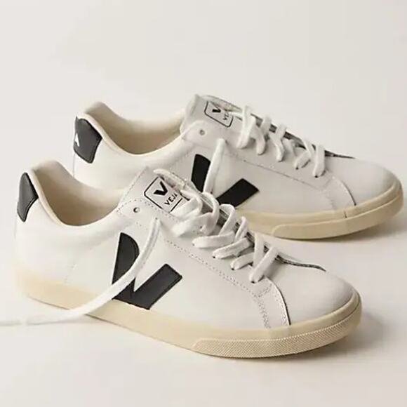 Veja Shoes - VEJA White Leather Low Top Retro Black Logo Sneakers